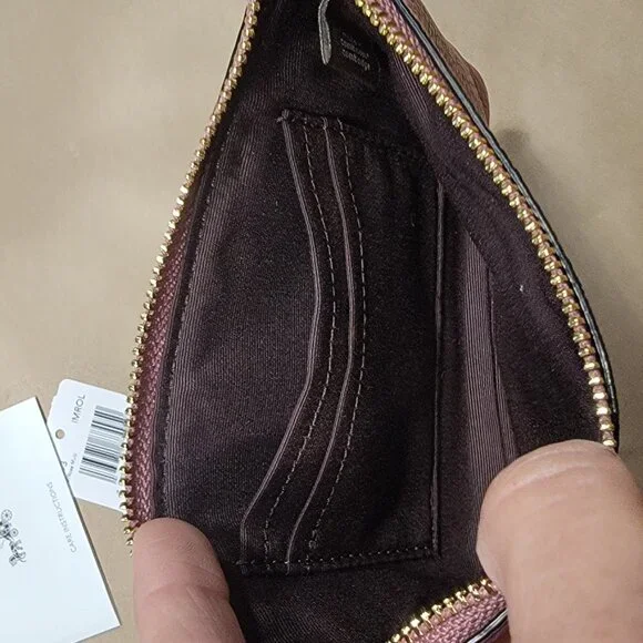 Coach Meadow Rose Pebbled Leather Corner Zip Wristlet NEW with Tag - Picture 3 of 6